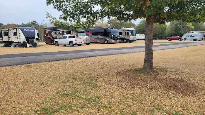 Frankston RV Resort Picture 4