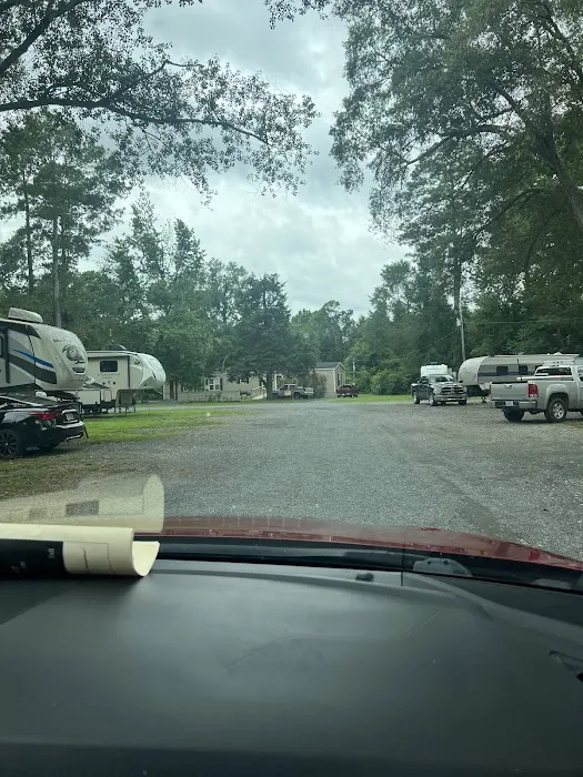 Cinnamon Creek RV Park Picture 8