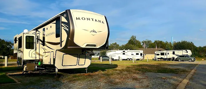 Geronimo Village RV Park Picture 1