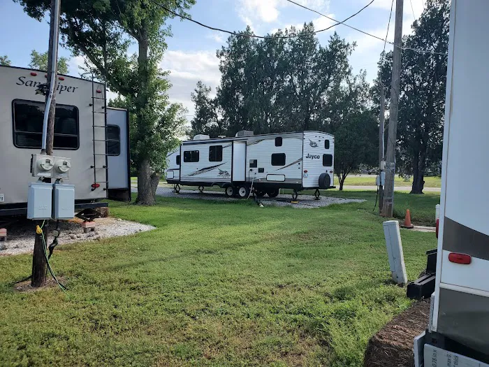 Split Rail RV Park Picture 5