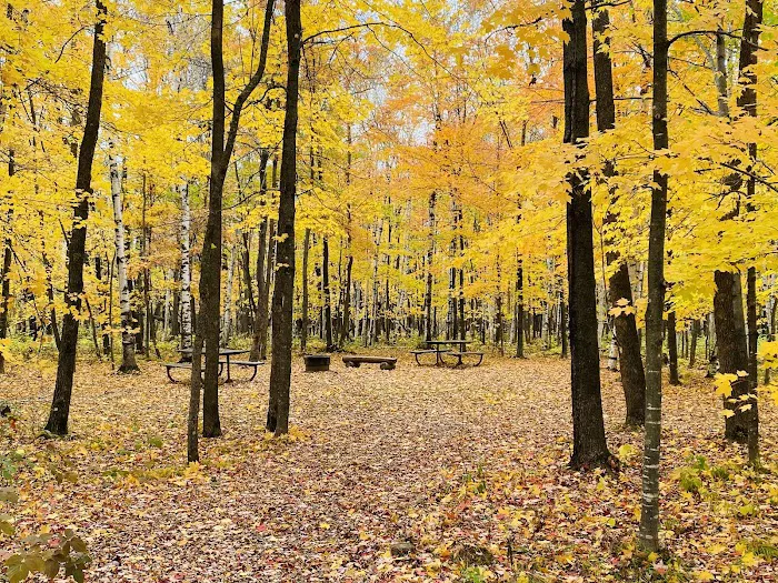GROUP CAMPGROUND Picture 3