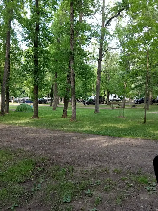 Lakeview Campground Picture 7