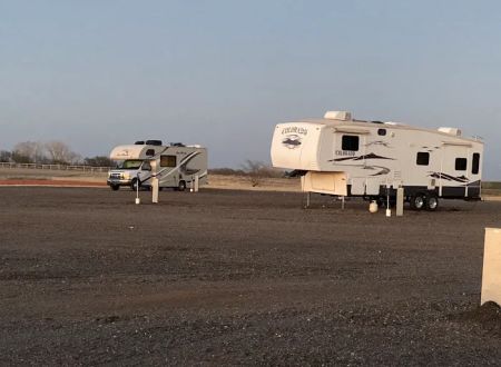 Hillwilliam Farms Fishing & RV Adventures