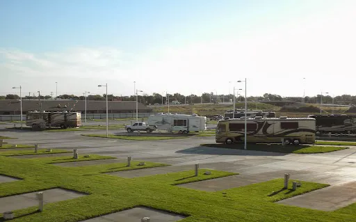 Air Capital RV Park Picture 1