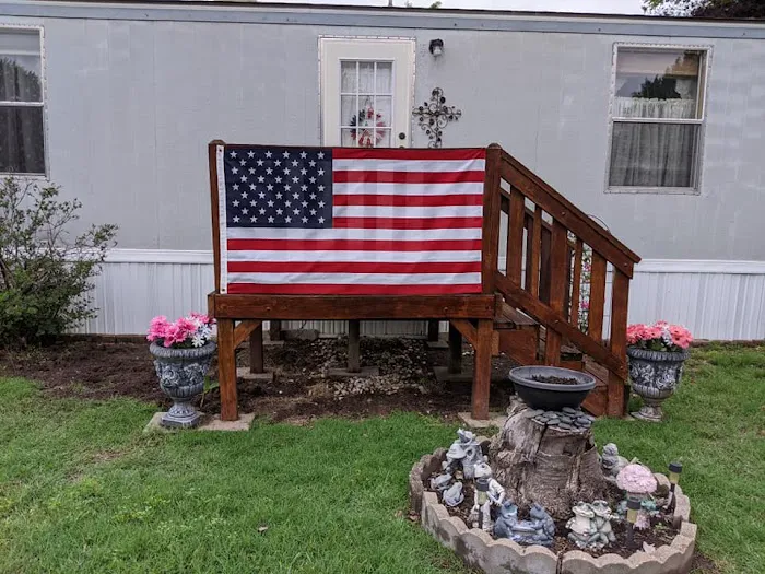 Riverside Mobile Home Community Picture 5