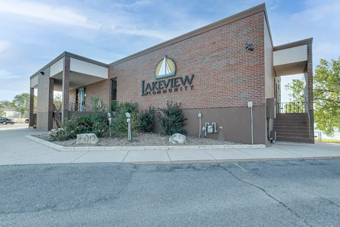 Lakeview Community Picture 2