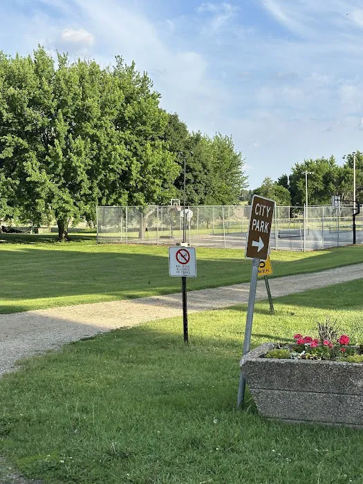 Hardwick Campground and Park Picture 10