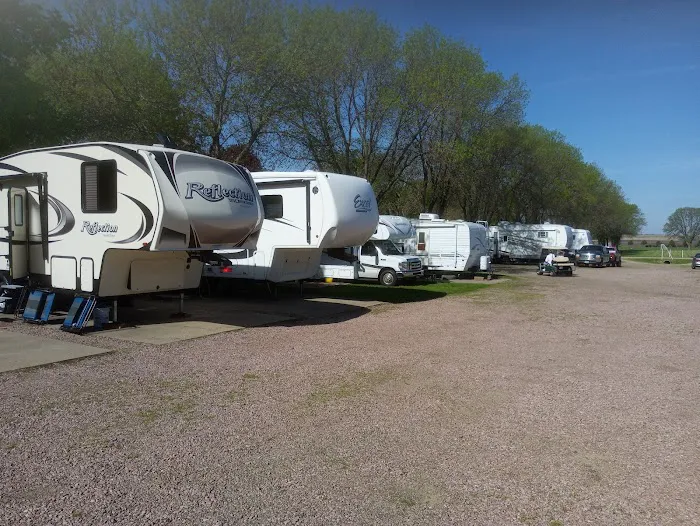 Veteran's Park Campground Picture 7