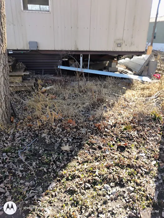 Englewood Mobile Home and RV Park Picture 4