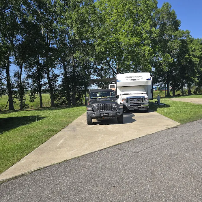 Acadian Oasis RV Park Picture 8