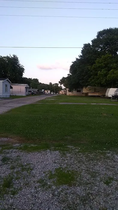 G & R Mobile Park Picture 7