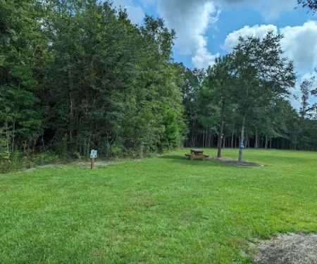 Holmes Creek Camping & RV Resort