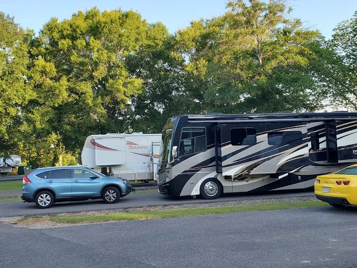 Evangeline Oaks RV Park - Opelousas Picture 4