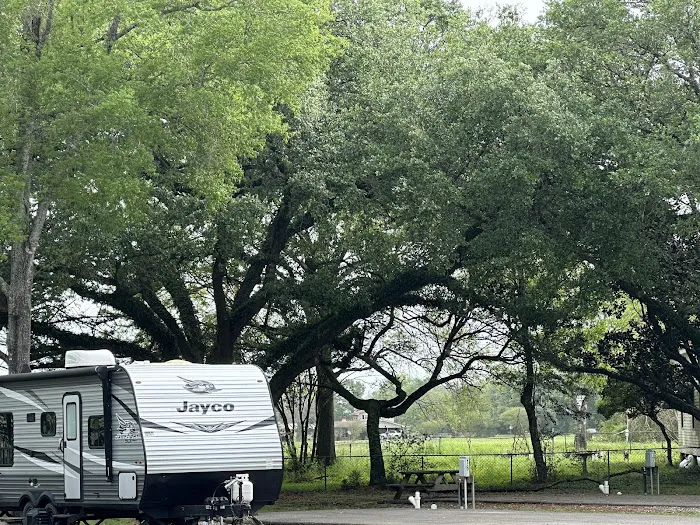 Evangeline Oaks RV Park - Opelousas Picture 2