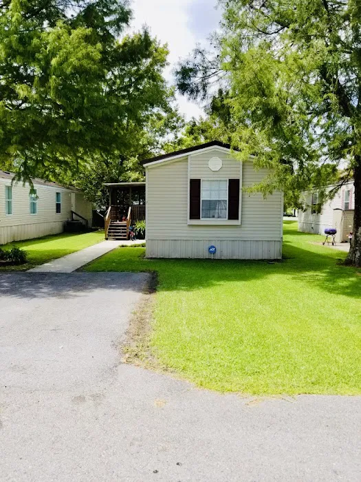 Plantation Village Mobile Home Community Picture 5