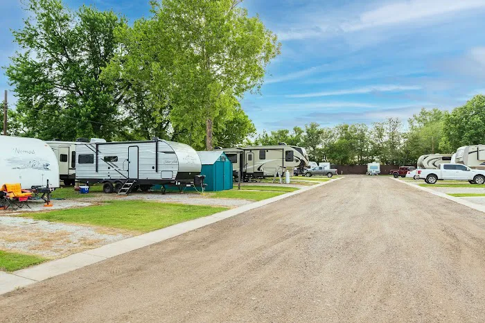 K and R RV Park Picture 6