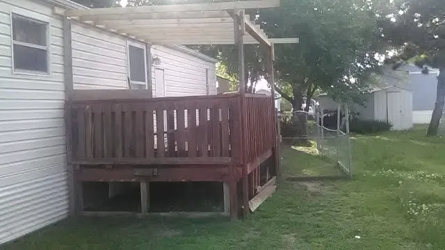 Lamplighter & River Oaks Mobile Home Parks Picture 6