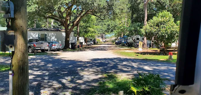 Spanish Lake RV Park Picture 6