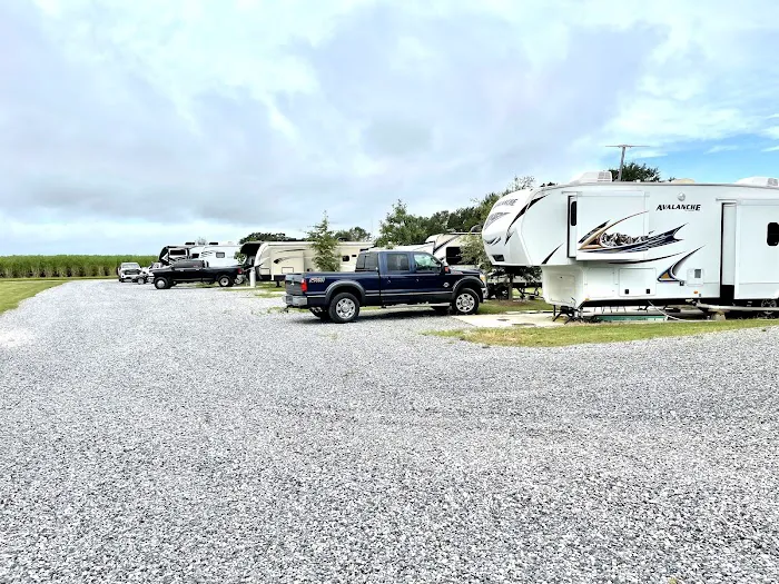 Oak Village RV Park and Campground Picture 2