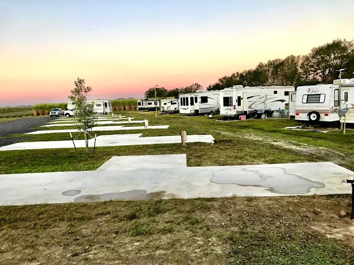 Oak Village RV Park and Campground Picture 5