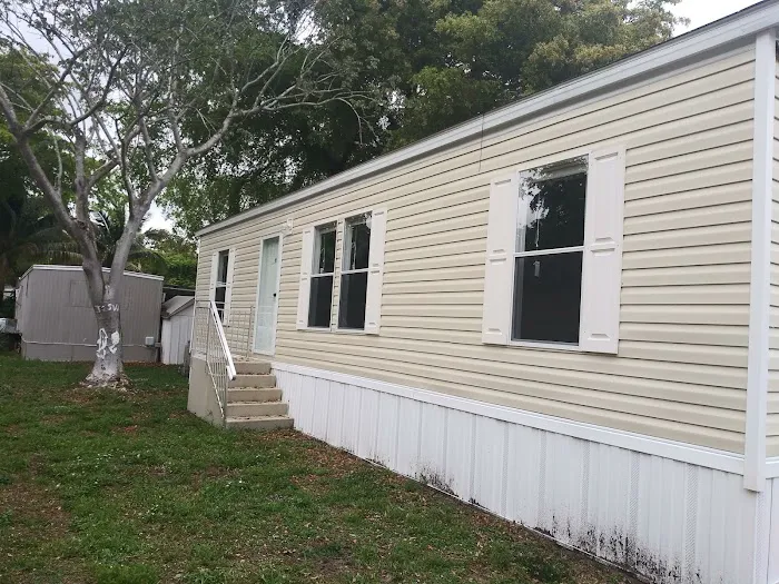 Lauderdale Mobile Home Park, LLC Picture 5