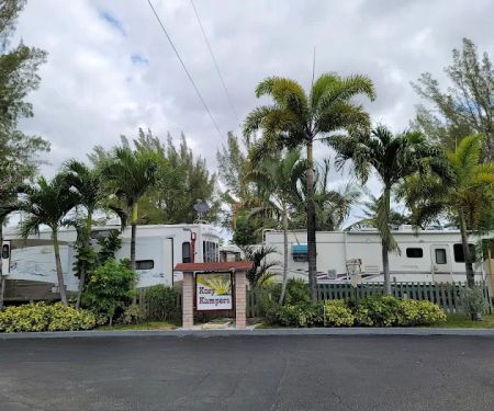 Kozy Kampers RV Park-Storage