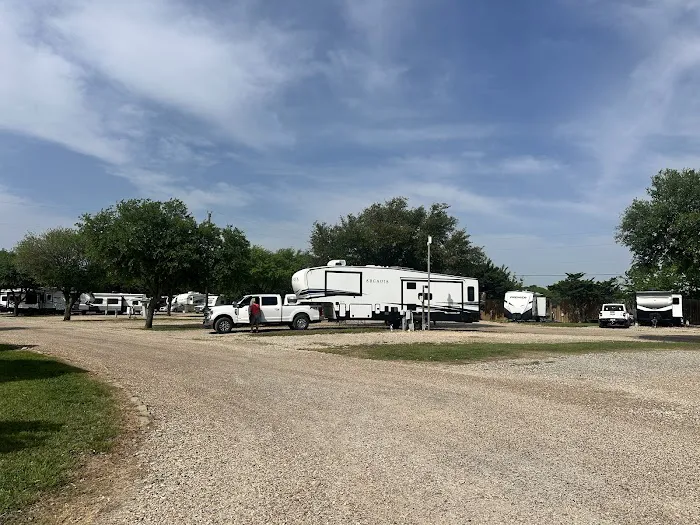 Texan RV Ranch Picture 4