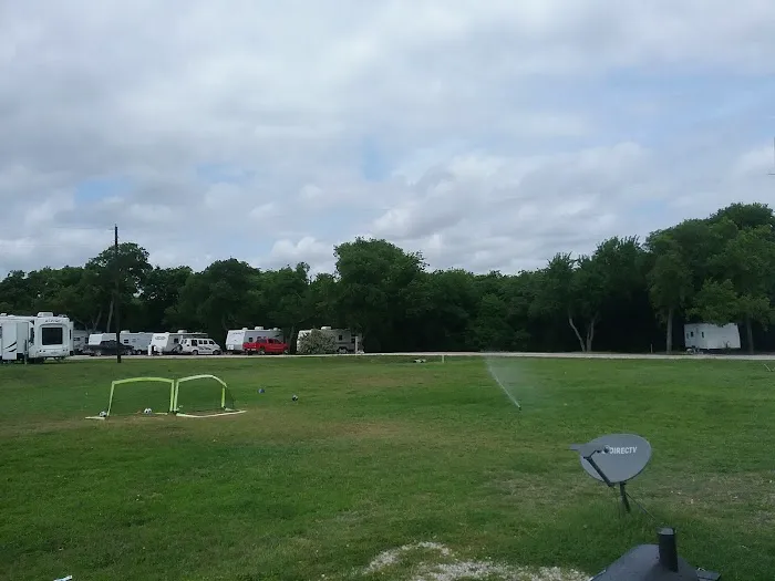Dodge City RV Park Picture 8