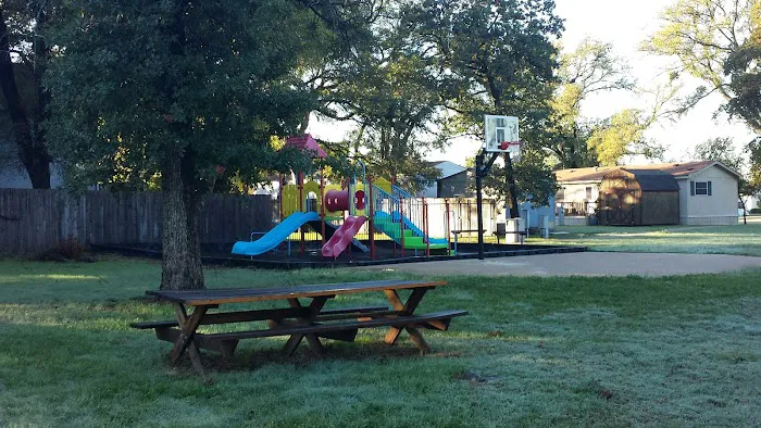 Oak Hill Picture 8