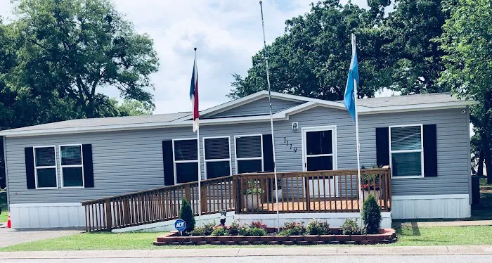 Breezy Oaks Manufactured Home Community Picture 6