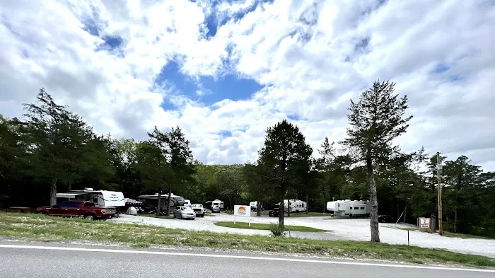 Oasis RV park Picture 8