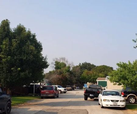 Ennis Mobile Home Park