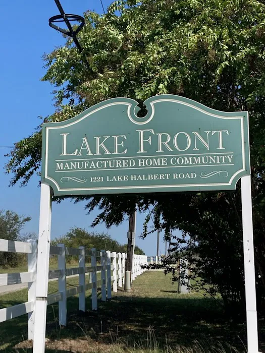 Lakefront Village Mobile Home & RV Community Picture 5
