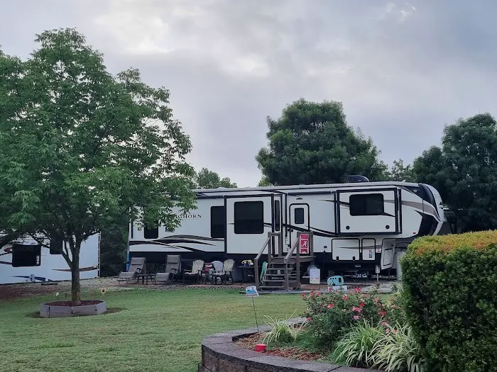 Ozark Country Campground Picture 3