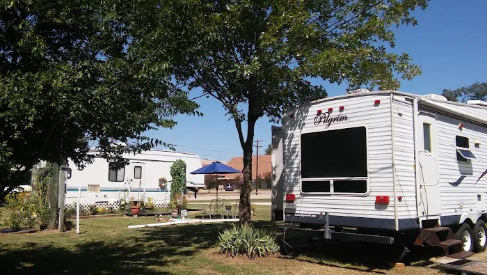 Newman's RV Park Picture 5