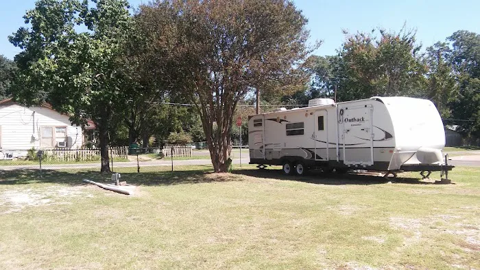 Newman's RV Park Picture 9