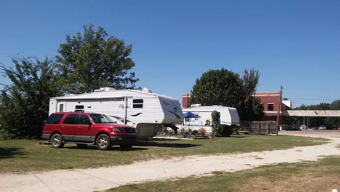 Newman's RV Park Picture 10