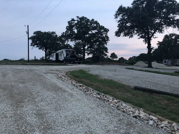 Home Again RV Park Picture 4