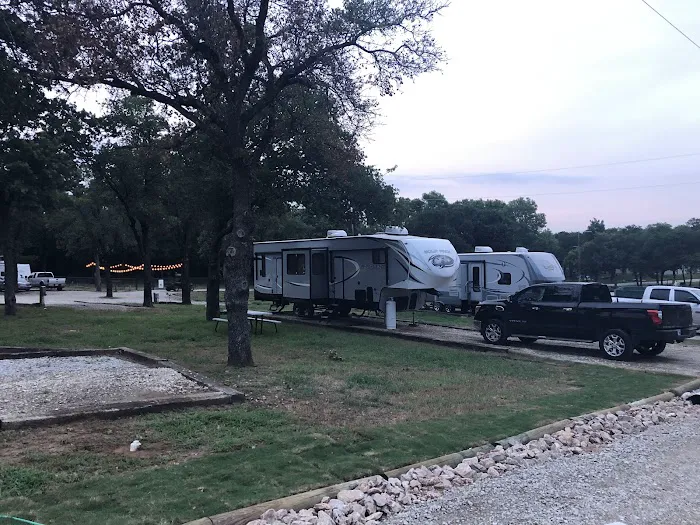 Home Again RV Park Picture 2