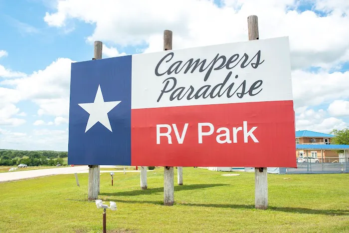 Campers Paradise RV Park Picture 4
