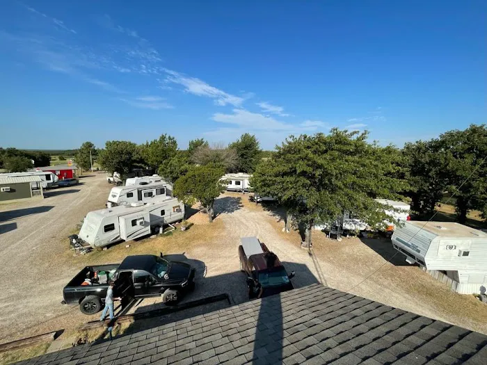 Route 81 RV Park Picture 3