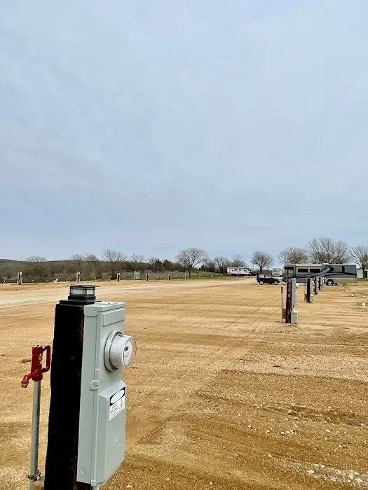 Flying Horse RV Park Picture 3