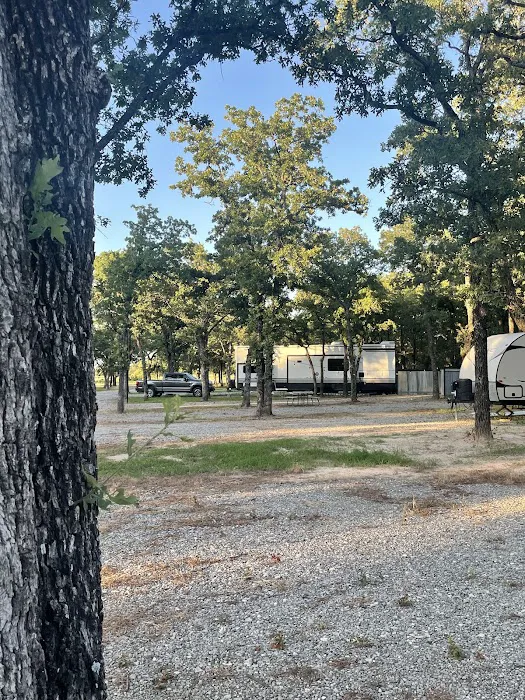 Trinity Oaks RV Park Picture 6