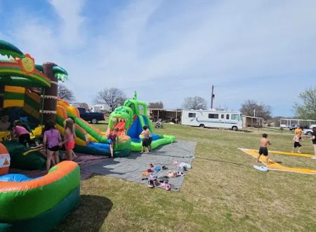 Outwest Campground & RV park