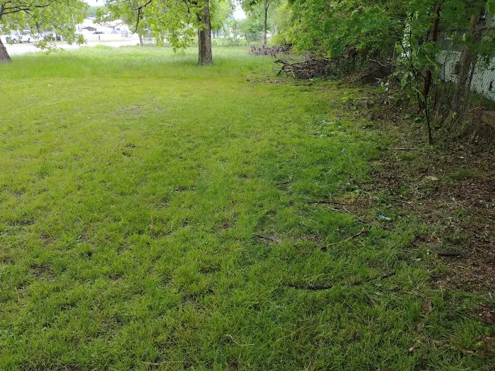 El Jardin Mobile Home Community Picture 6