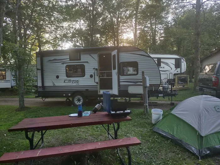 Island Lake Campground Picture 2