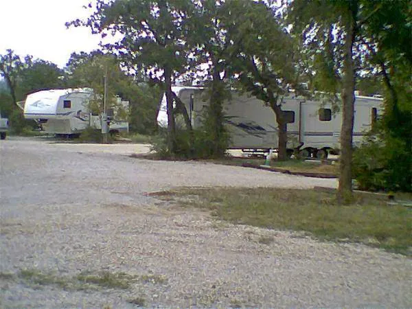 RV PARK FORT WORTH Picture 6