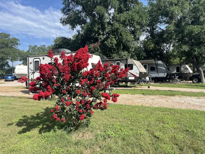 Lake Worth RV Ranch Picture 10