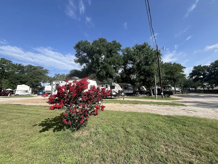Lake Worth RV Ranch Picture 7