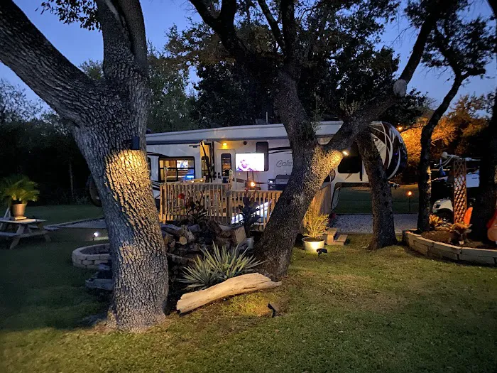 Silver Creek RV Resort TX Picture 1